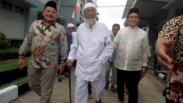 Jokowi Ampuni Abu Bakar Baasyir, Tim Prabowo: Katanya Komitmen Berantas Terorisme?