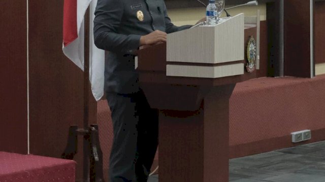 Menarik! Wagub Ijin Minum Sambil Duduk Jeda Rapat Paripurna, Ini Kata Tokoh Agama