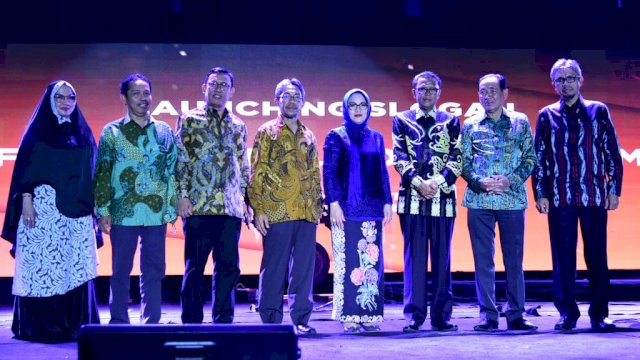 Gubernur Minta Unhas Kaji Penyebab Banjir Bandang