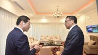 Nurdin Abdullah Ajak Gubernur Ehime Makan Coto Makassar di Lounge Kantor Gubernur