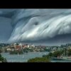 Awan Berbentuk Tsunami Terjadi di Makassar, Ini Pesan Mbah Mijan