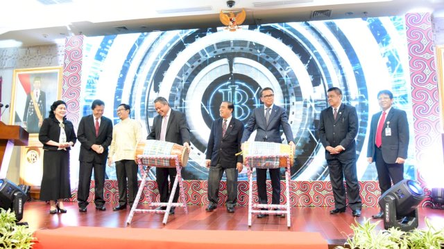 Nurdin Abdullah Paparkan Kemudahan Ekspor, Investasi, dan Perijinan