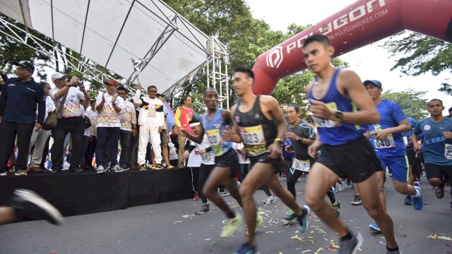 Diperingatan Hari Kanker Sedunia, Nurdin Abdullah Sumbang Hadiah Umroh
