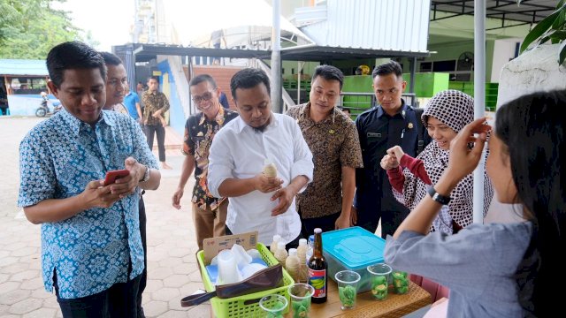 Berkunjung ke Dinsos, Wagub Gratiskan Makanan Kantin