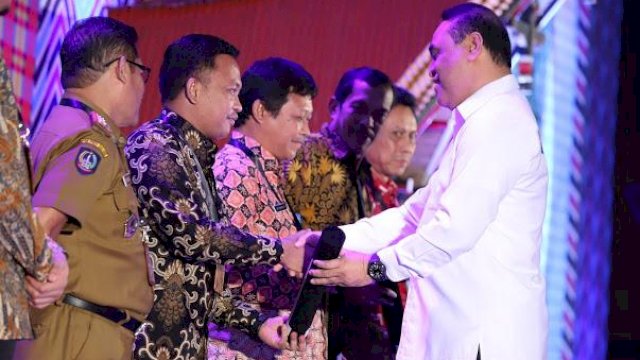 Bantaeng Raih Penghargaan Akuntabilitas Kinerja Predikat B