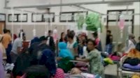 Usai Makan Nasi Dos di Lapangan Golf Padevally,  Puluhan Warga Pattalassang di Larikan Kerumah Sakit