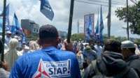 Massa Pendukung Capres 02 Kepung Bawaslu Sulsel