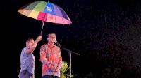 Gubernur Sampaikan Pesan Harmonisasi di Bawah Gerimis Hujan