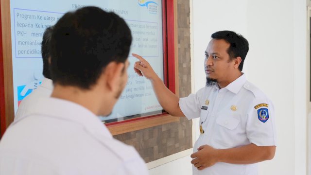 Wagub Sulsel Puji SIMLOGSULSEL Web Aplikasi Dinsos