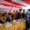 Nurdin Halid Siapkan Beasiswa untuk Wisudawan Terbaik UNM