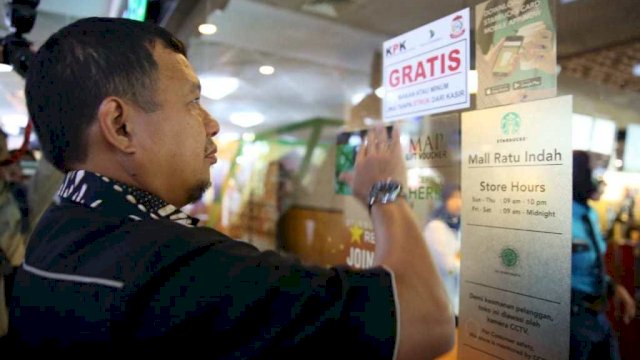 Tertibkan Wajib Pajak, KPK dan Pemkot Makassar Pasang Alat Perekam