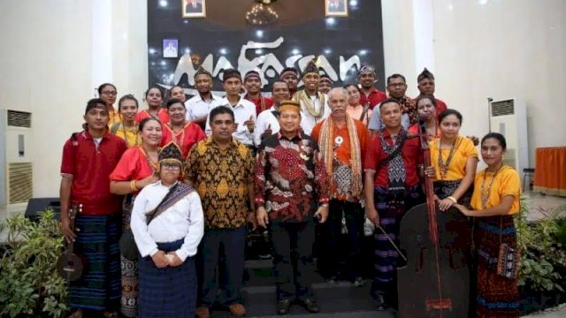 Raja Nusantara Kumpul di Makassar, Iqbal Jamu Dengan Kuliner Khas Makassar