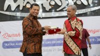 Iqbal Suhaeb Buka Malam Ramah Tamah IKA Doktor Ilmu Ekonomi Unhas