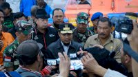 Jenguk Warganya di Wamena, Andi Sudirman Harap Warga Sulsel Tetap Tenang