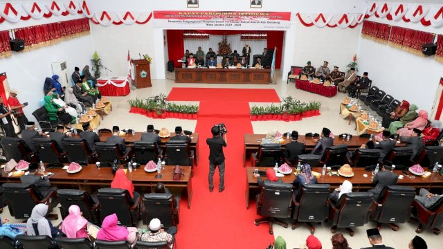 Ketua DPRD Bantaeng Definitif Resmi Dilantik