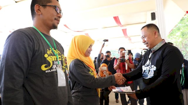 Pecahkan Rekor MuRI, Pemkab Bantaeng Lepas 2000 Peserta Jambore KB