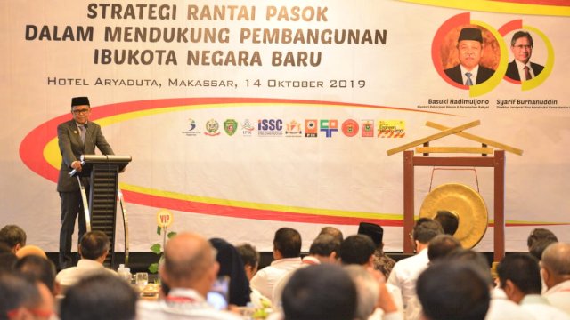 Depan Dirjen Menteri PUPR, Gubernur NA Uraikan Satu Tahun Capaian di Sulsel