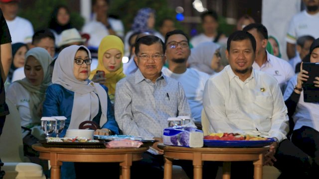 Iqbal Suhaeb Hadiri Family Gathering JK di Nipah Mall