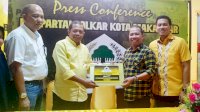 Diwakili Maqbul Halim, DP Ambil Formulir di Golkar
