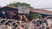 Mahasiswa Makassar Kembali Kepung Gedung DPRD Sulsel