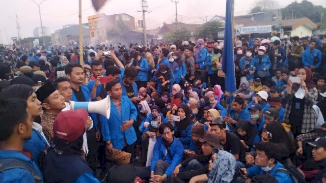 Tolak RUU KPK, 1500 Pengunjuk Rasa Diamankan Polisi