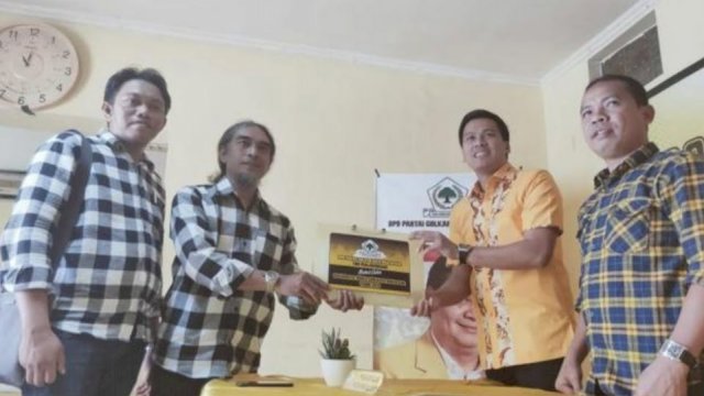 Deng Ical Pendaftaran Pertama Di Golkar Makassar