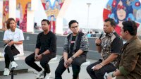 Karya Enam Seniman Mural Hadir Di Losari