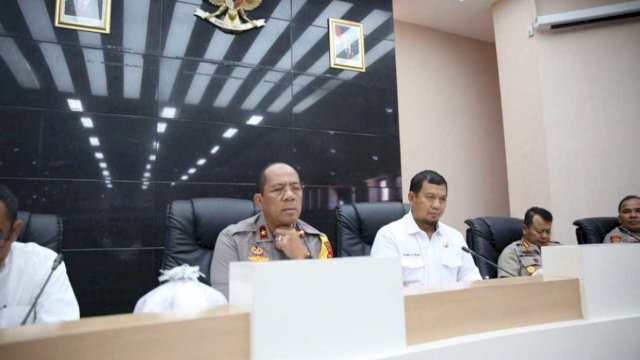 Sikapi Aksi Unjuk Rasa, Pemkot Makassar, TNI, Dan Polri Pilih Upaya Persuasif