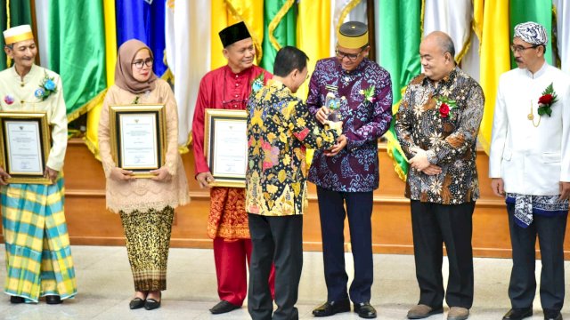 Kemenkes Dianugerahi Sulsel Provinsi Sehat
