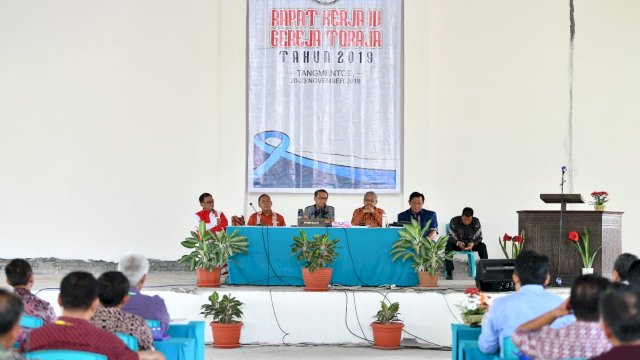 Gubernur Nurdin Abdullah Hadiri Acara Pusat Pelatihan Gereja Toraja