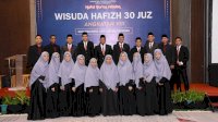 Hafizh Angkatan 8 KTN Darul Istiqamah dari Barbagai Umur Diwisuda