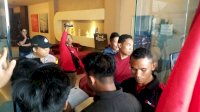 Diduga Nunggak Pajak, AMP Grebek Hotel Celebes Indah