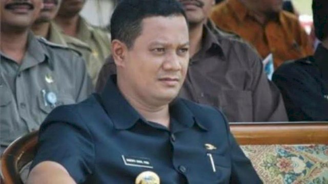 Mendagri Pecat Bupati Mojokerto