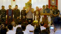 Gubernur, Kapolda Sulsel, dan Pangdam Pantau Misa Malam Natal di Makassar