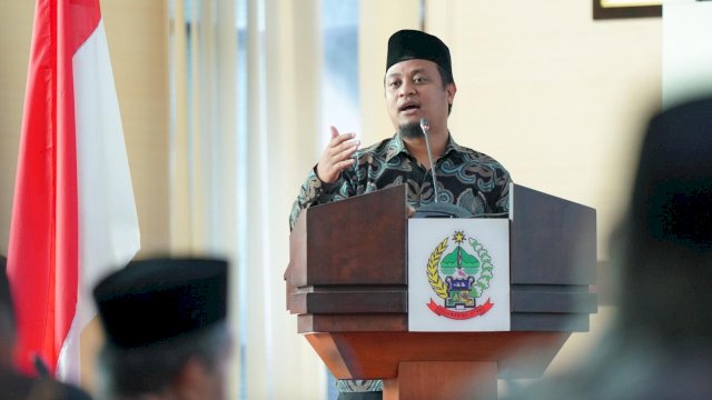 Andi Sudirman Kukuhkan Pengurus LPTQ Periode 2018-2023