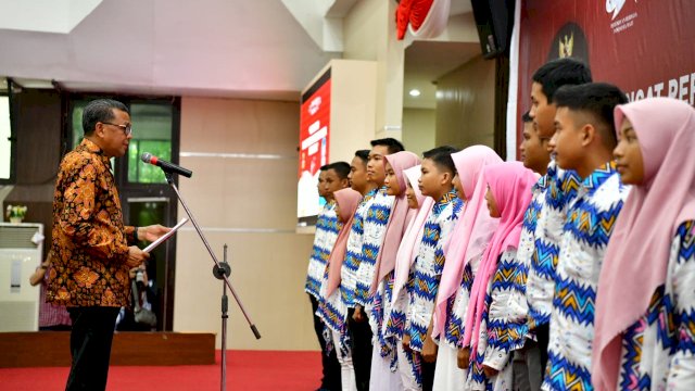 Gubernur Nurdin Abdullah Kukuhkan Forum Anak Sulsel