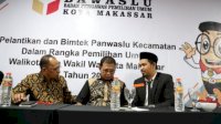 Lantik Panwascam se Makassar, Ini Pesan Iqbal Suhaeb