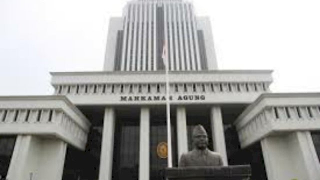 MA Pangkas Masa Hukuman Idrus Marham Menjadi 2 Tahun