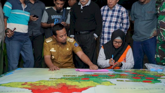 Wagub Sulsel Kunjungi Korban Angin Puting Beliung di Sidrap