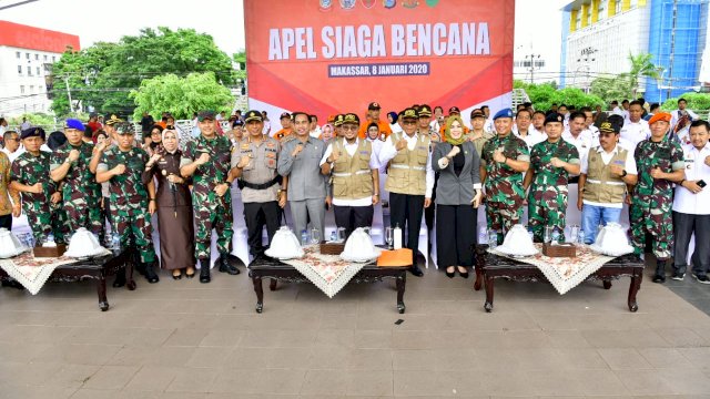 Nurdin Abdullah Pastikan Pemerintah Hadir di Tengah Bencana