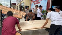 Kabid Humas Polda Sulsel Apresiasi Kapolres Gowa  Turun Langsung Gelar Bedah Rumah