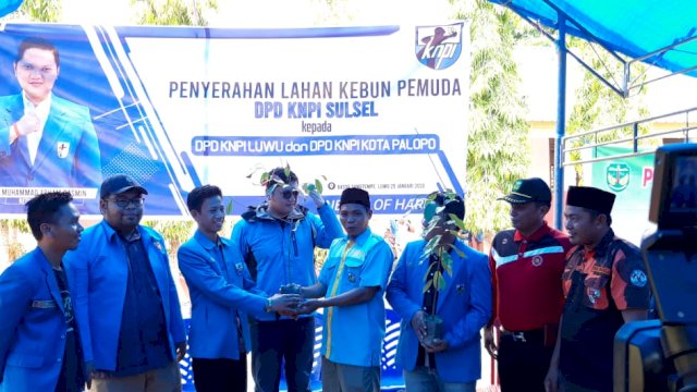 KNPI Sulsel Serahkan Lahan  1 Hektare Untuk “Kebun Pemuda”