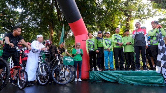 Harla Ke-94 Nahdlatul Ulama, Nurdin Abdullah Lepas Peserta Sepeda Santai