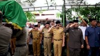 Lepas Jenazah Ahmad Kafrawi, Iqbal Suhaeb: Selamat Jalan, Tidurlah Dengan Tenang Pak Kadis