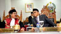 Gubernur Ajak Dewan Dukung Program Prioritas Sulsel