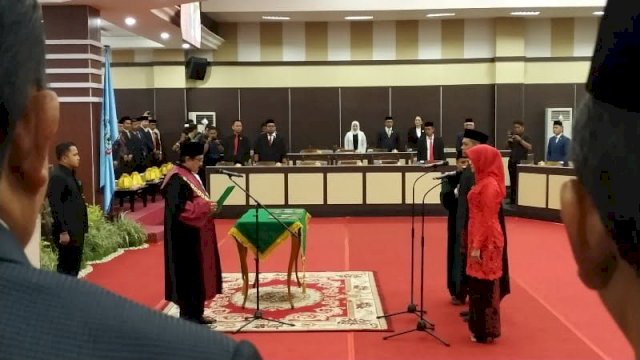Sah Risfayanti dan Adam Sandang Jabatan Sebagai Anggota Dewan