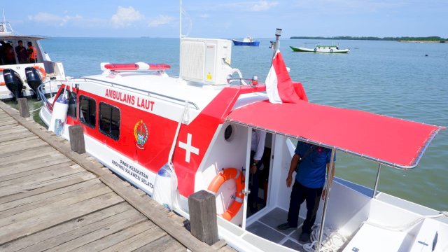 Simulasi Tahap Kedua Penggunaan Ambulans Apung Digelar di Pangkep