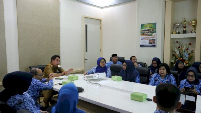 Abdul Hayat Pimpin Rapat Penataan Ruangan Lingkup Pemprov Sulsel
