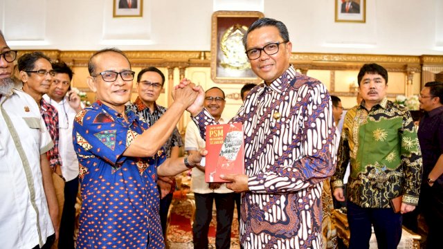 Sah! YOSS Serahkan Stadion Mattoanging ke Pemprov Sulsel