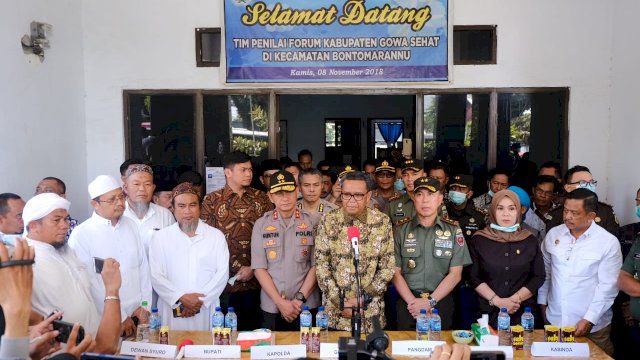 Pemerintah – Panitia Ijtima Sepakat Percepat Pemulangan WNA